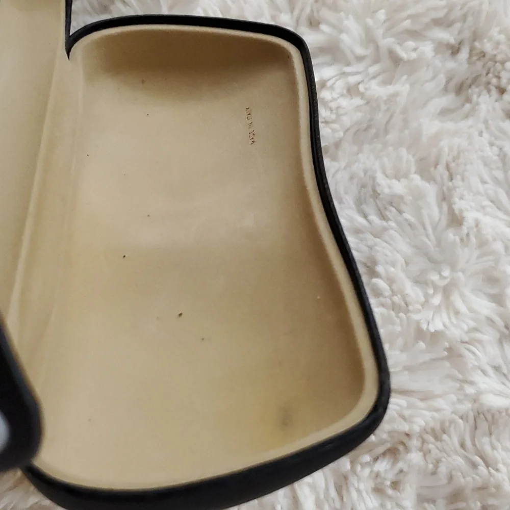 👓 Authentic Chanel Sunglassess Hard Case